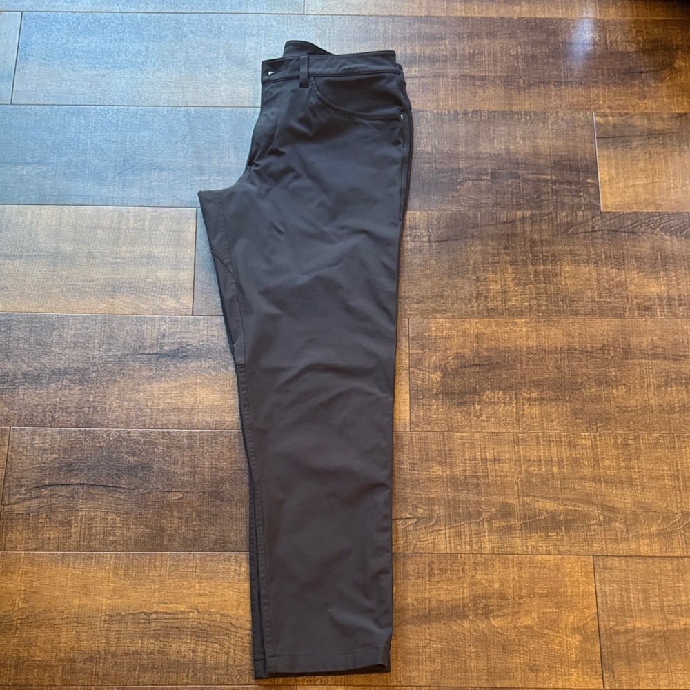 Lululemon Athletica Black Classic ABC